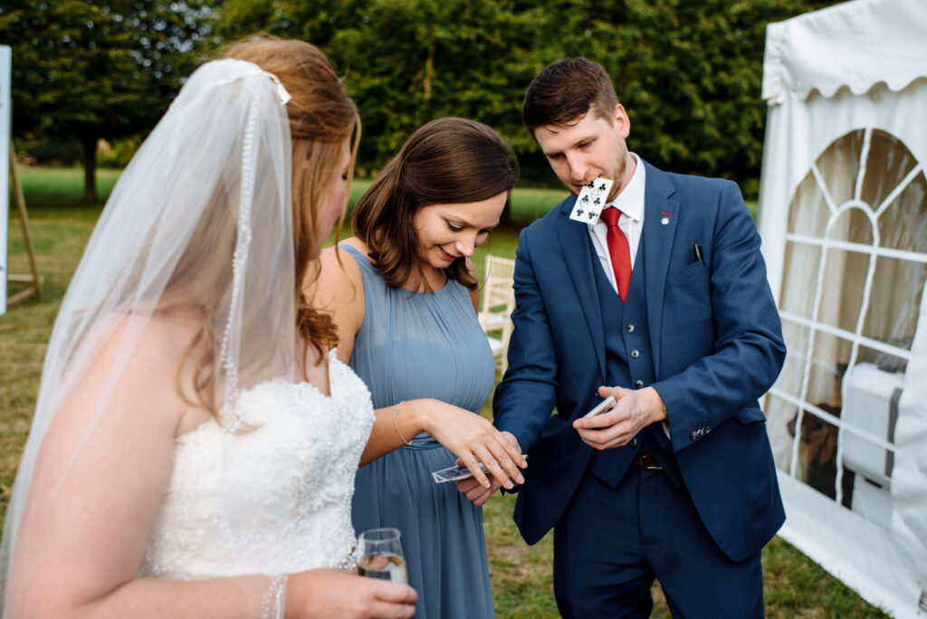 Wedding Magician for Unforgettable Wedding Entertainment